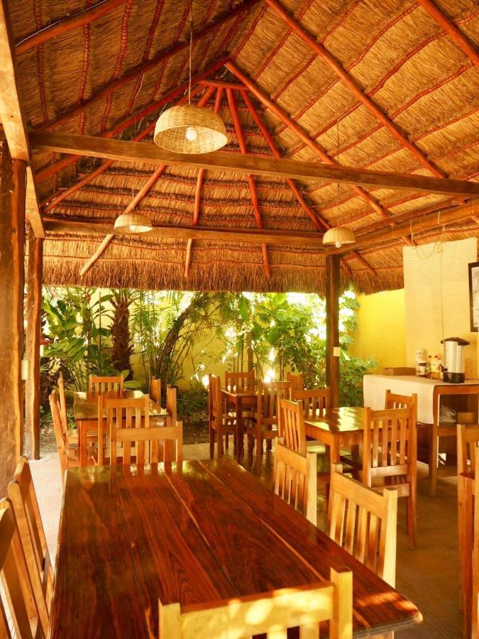 Hotel Maya Balam Xpujil Exterior foto